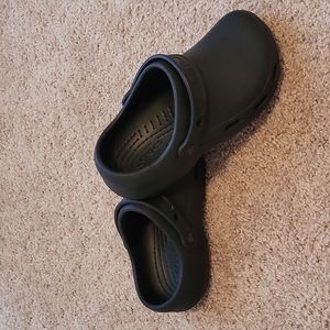 New waterproof black comfort crocs sz 6